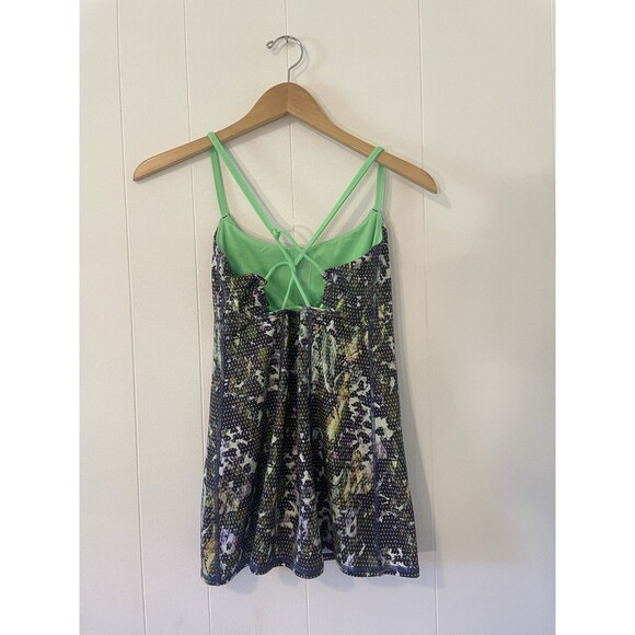 LULULEMON Dancing Warrior Tank Top Power Bra Women’s Size 6 Athletic Gym Floral - Picture 9 of 13
